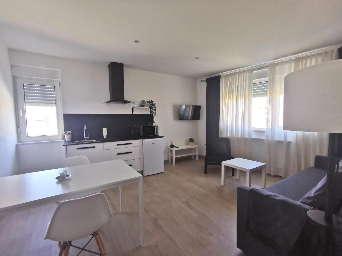 Apartamentos Seijo Vilalba Exteriér fotografie